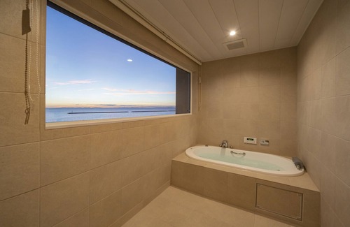 Kanonji Hotel | GLAMPREMIER Setouchi