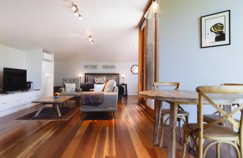 Metung Apartment | Glan-y-mor Studio in Metung