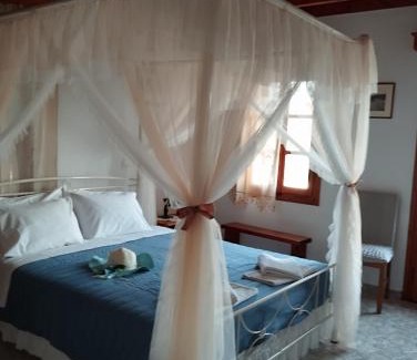 Kampos Apartment | Glaros Studios 2 -Agriolivadi Patmos