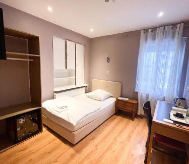 Glashuetten Hotel | Glashütten Hotel