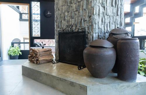 Luzon House | Glass House in Baguio