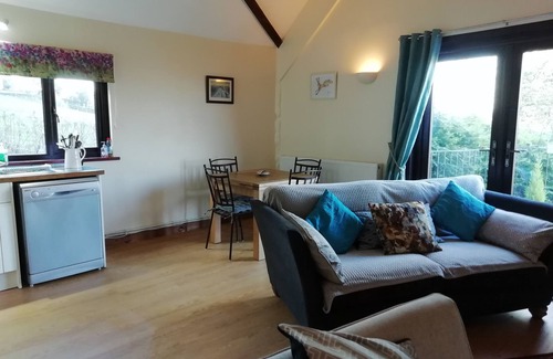 Farlow House | Glebe Barn, Detached Quaint Barn Conversion in Farlow, Shropshire DOGS WELCOME
