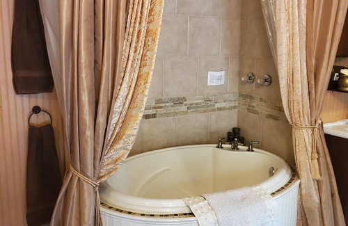 Placerville Bed & Breakfast | Glen Morey Country House B & B Inn