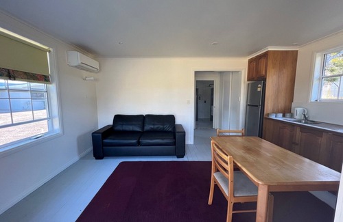 Strahan Apartment | Glenaire Apartments on Frazer St