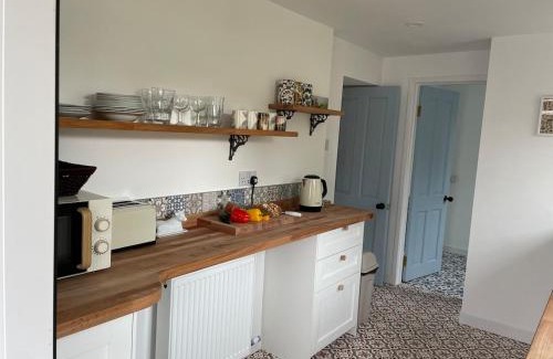 Moffat House | Glencairn Cottage