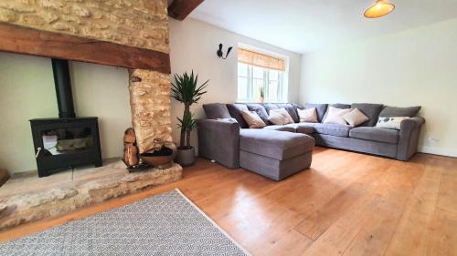 Witney House | Glenfield Cottage - Secluded Luxury deep in the Oxfordshire Countryside