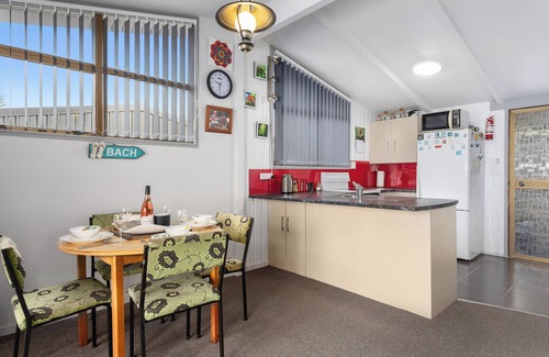 Ohope House | Glenhaven Hideaway - Ohope Beach Holiday Home