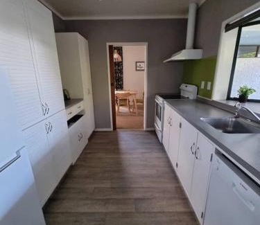 Rotorua House | Glenholme 2 bedroom Town House