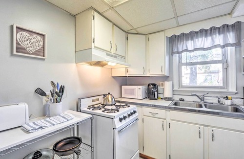 Montpelier Apartment | Glenn Dale Apt w/Yard ~ 15 Mi to Washington!