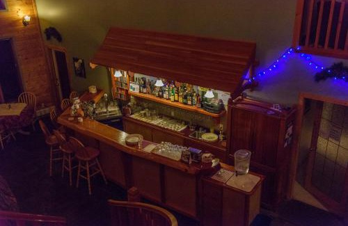 Golden Cabin | Glenogle Mountain Lodge and Spa