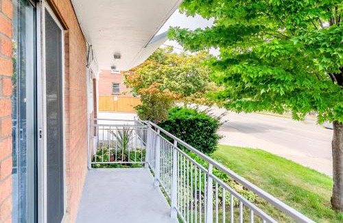Rosedale Apartment | Glenview West Apartment w Patio - Near Downtown
