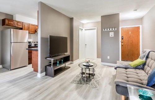 Rosedale Apartment | Glenview West Apt w Patio - Near Downtown