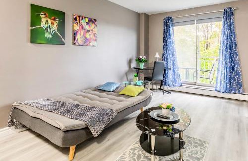 Rosedale Apartment | Glenview West Apt w Patio - Near Downtown