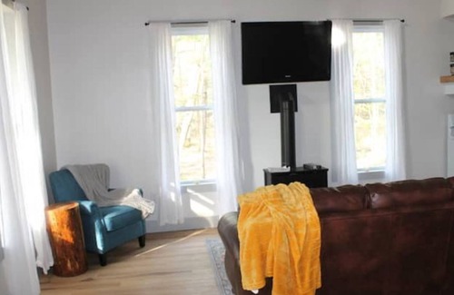 Jasper Cabin | Glenwood Cabin B