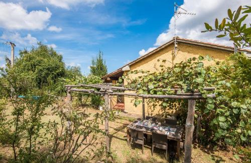 Montieri Apartment | Glicine