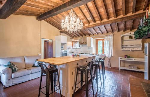 Montieri Apartment | Glicine
