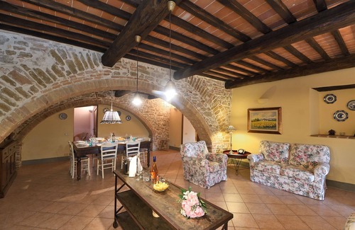 Casole d'Elsa Apartment | Glicine, Piettorri, Casole d'Elsa, Siena and Chianti