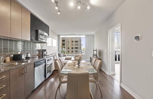 Mount Pleasant West Condo | GLOBALSTAY. 2 Bedroom Deluxe Apartment w Balcony