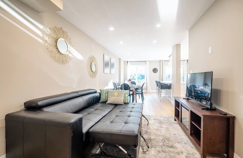 Richmond Hill House | GLOBALSTAY. Modern 4Bedroom Townhouse near Richmond Green Park