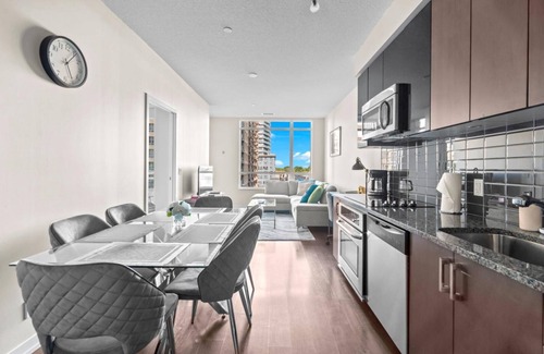 Mount Pleasant West Condo | GLOBALSTAY. luminous 2 Bedroom Apartment with Balcony