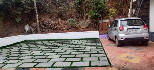 Tariyod House | Gloria Homes - Near Padinjarathara Dam