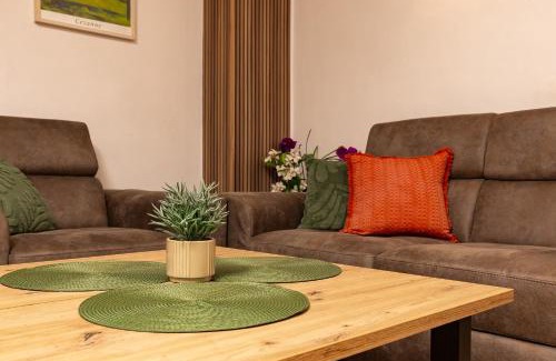 Plovdiv Center Apartment | GLORIOUS - 2-Bedroom apartment near Youth Hill by Flat Mаnager