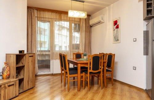 Plovdiv Center Apartment | GLORIOUS - 2-Bedroom apartment near Youth Hill by Flat Mаnager