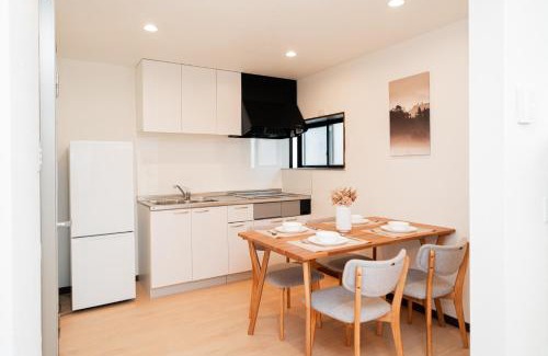 Hatagaya Hotel | GLOU Shibuya House - A Private House in Tokyo Shinjuku & Shibuya Area