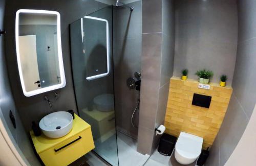 Larissa Apartment | GMluxuryapartments