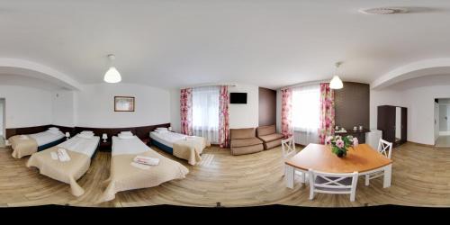 Janki Hotel | Gościniec Margo