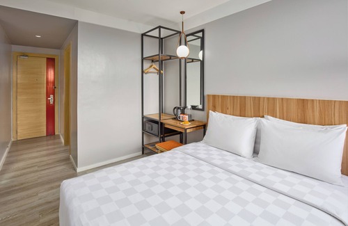 Bacolod Hotel | Go Hotels Plus Bacolod Newly Renovated