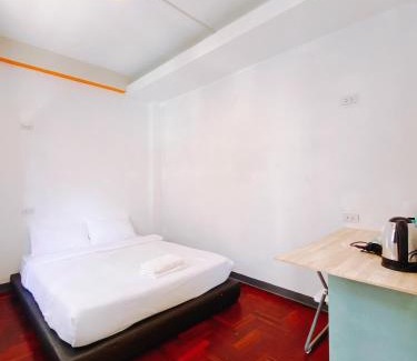 Bang Rak Apartment | GO INN Silom BTS Surasak สถานีสุรศักดิ์