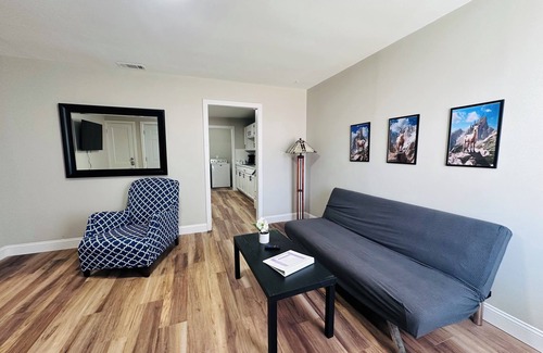 Bossier City House | Goat on Glacier