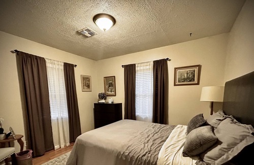 Central Oklahoma City House | Godrick’s Hallow- 2BR Pet friendly