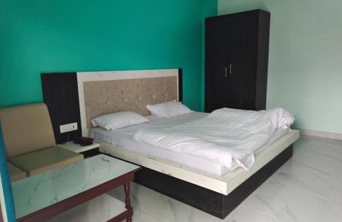 Naugarh Hotel | Gokul dham