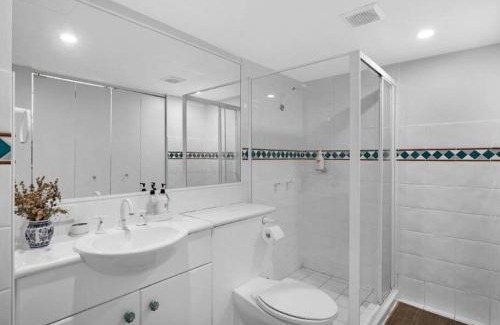Miami Apartment | Gold Coast best holiday resort, perfect location !