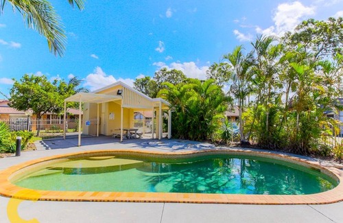 Coomera House | Gold Coast Theme Park Villa