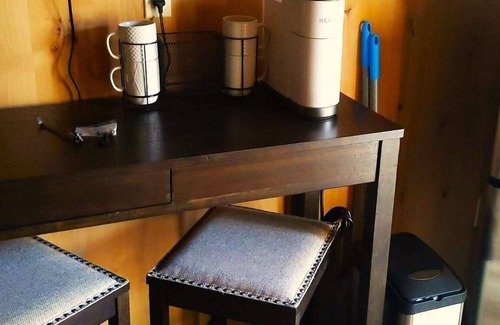 Cave Junction Cabin | Gold Creek Cabin 3 - Restrooms and Showers are only a short walk away.