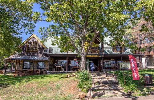Nundle House | Gold Mine Guest House and Cafe