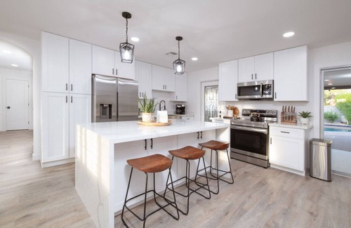 Rural-Geneva House | Gold Mine in TEMPE/Massive Backyard/Remodeled