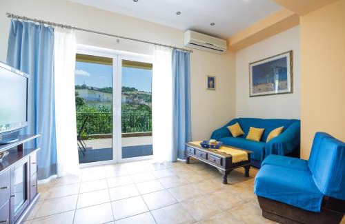 Petalidi House | Gold n Blu Petalidi