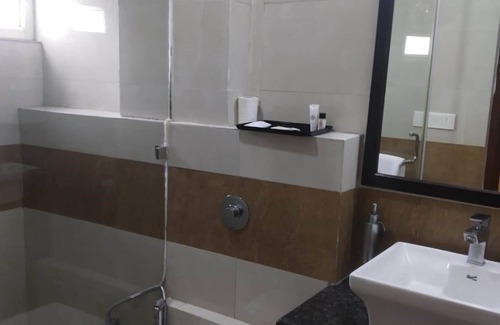 Bullawala Hotel | Gold Stone Comfort Dehradun