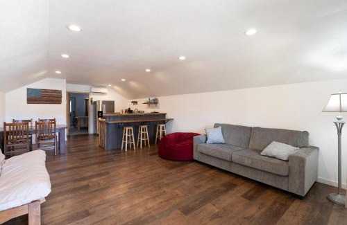 Custer House | Gold VC Custer`s Loft