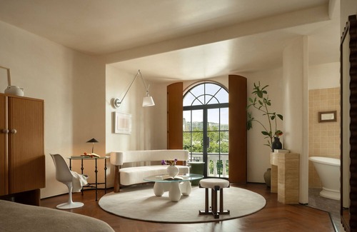 Jinjiang Apartment | Golden Age Hotel
