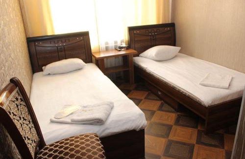 Vardenis Hotel | Golden