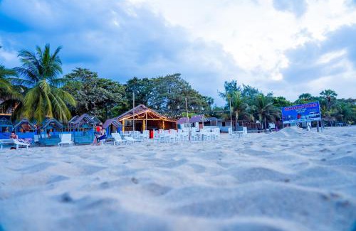 Uppuveli Hotel | Golden Beach Hotel & Restaurant