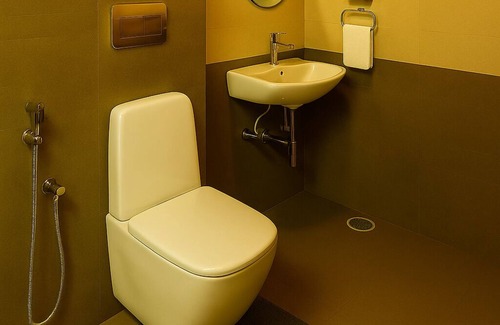 Agara Hotel | Golden Crown Suites