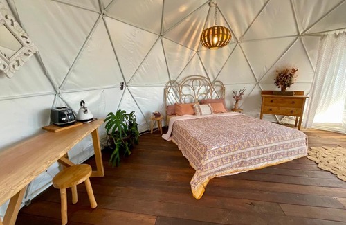 Cootharaba House | Golden Domes