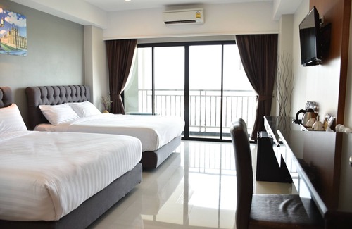 Lat Krabang Hotel | Golden Foyer Suvarnabhumi Airport Hotel