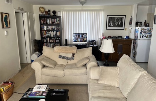 Cow Hollow Condo | Golden Gate Bridge View and Close to Union St. Restaurants/Bars/Shops